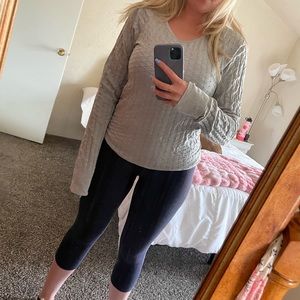 Lululemon extra large grey long sleeve top.